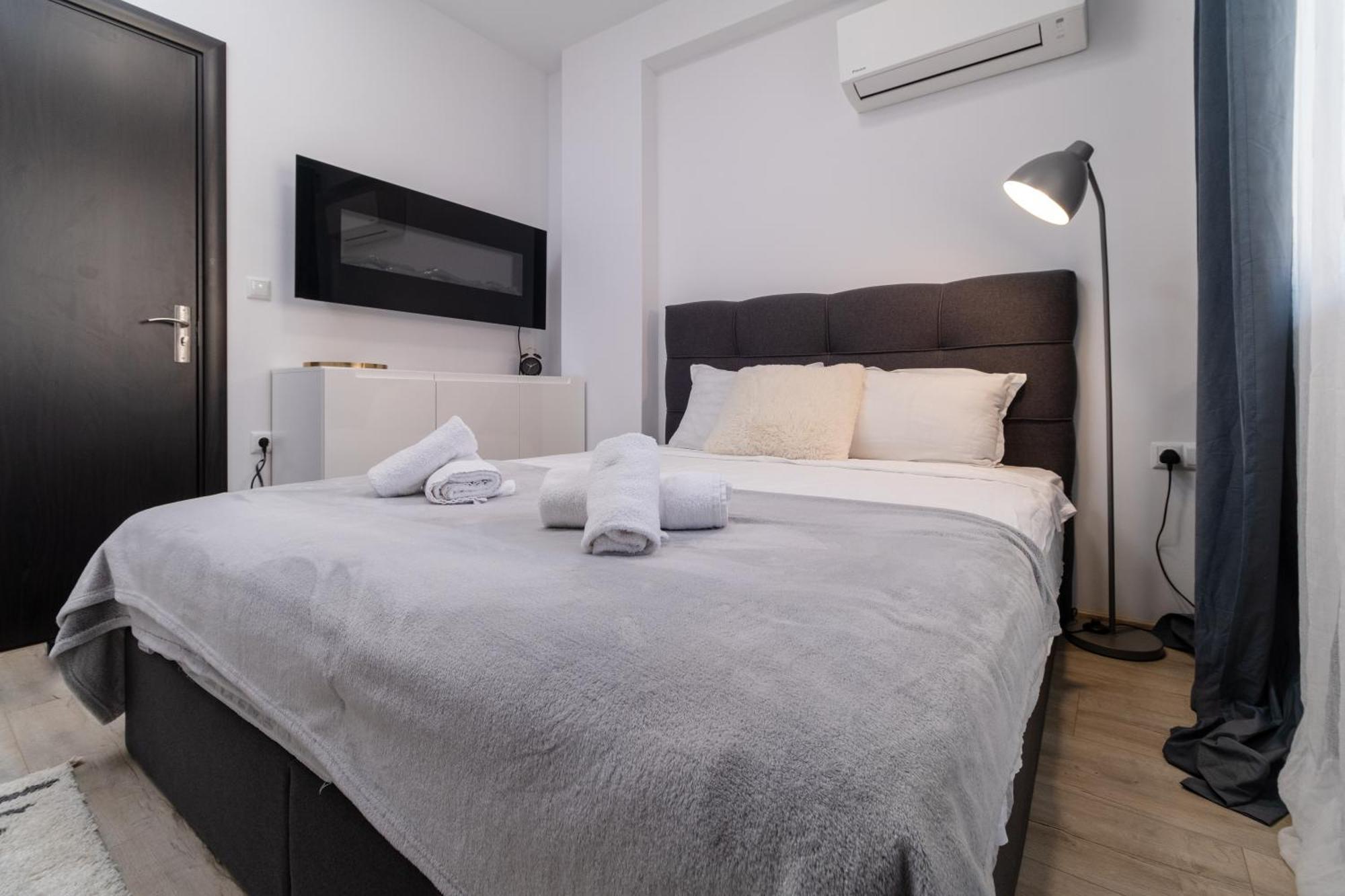 1-Bedroom Apartment With Free Private Parking 普罗夫迪夫 外观 照片